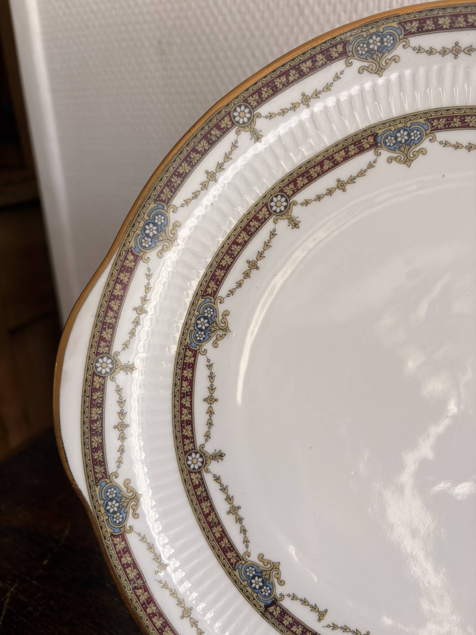 Porcelain Plate Limoges Harreau Fluted Edge Neo-Classical Style Louis XVI