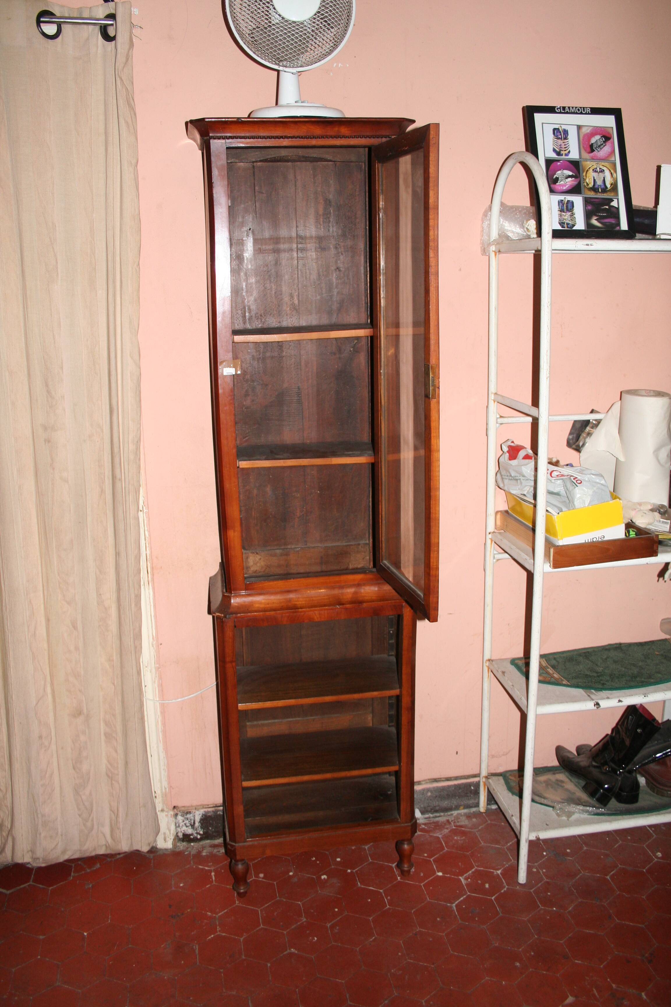 2 Body Showcase Late 19th Century.