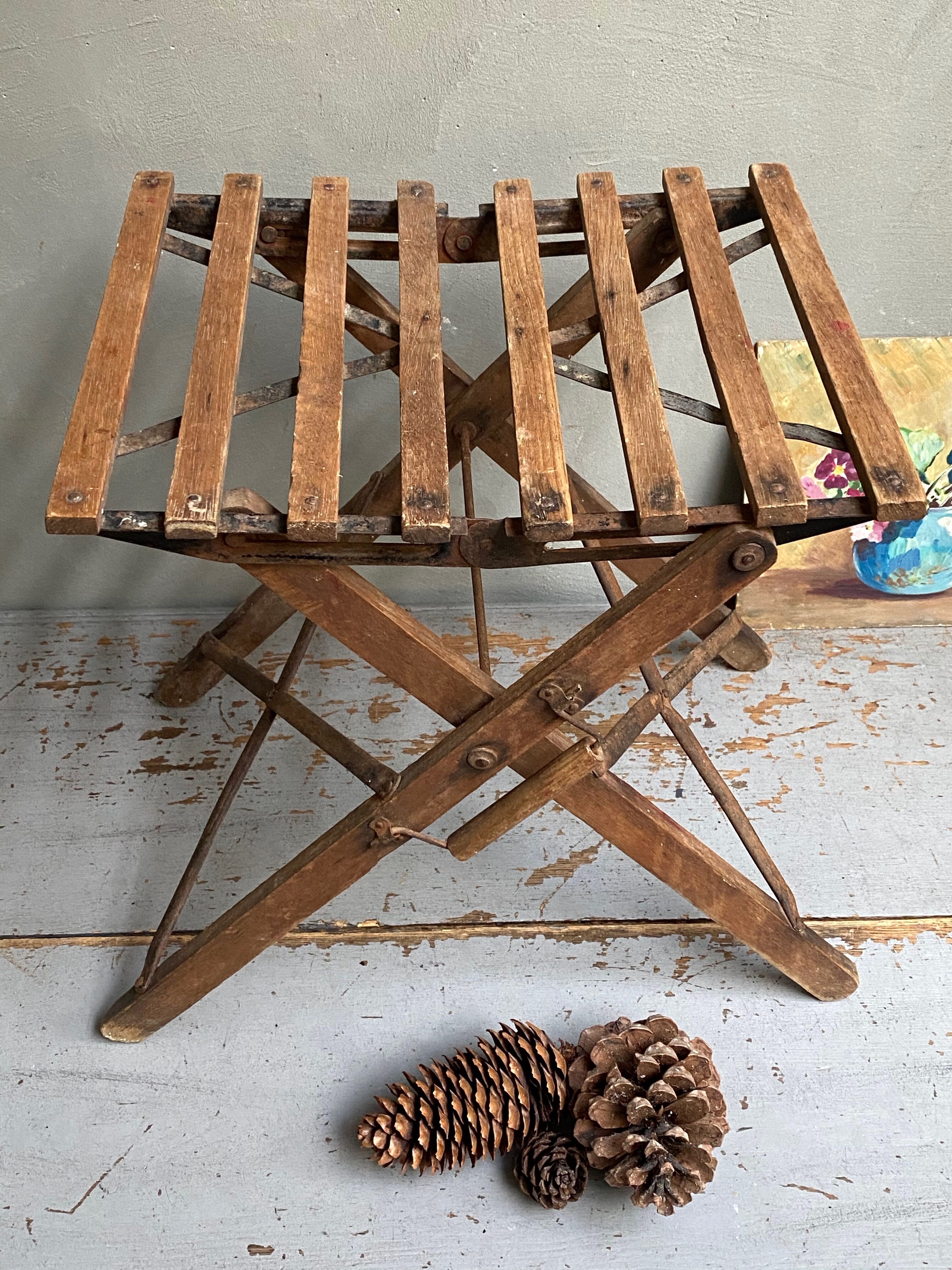 Painter's folding stool