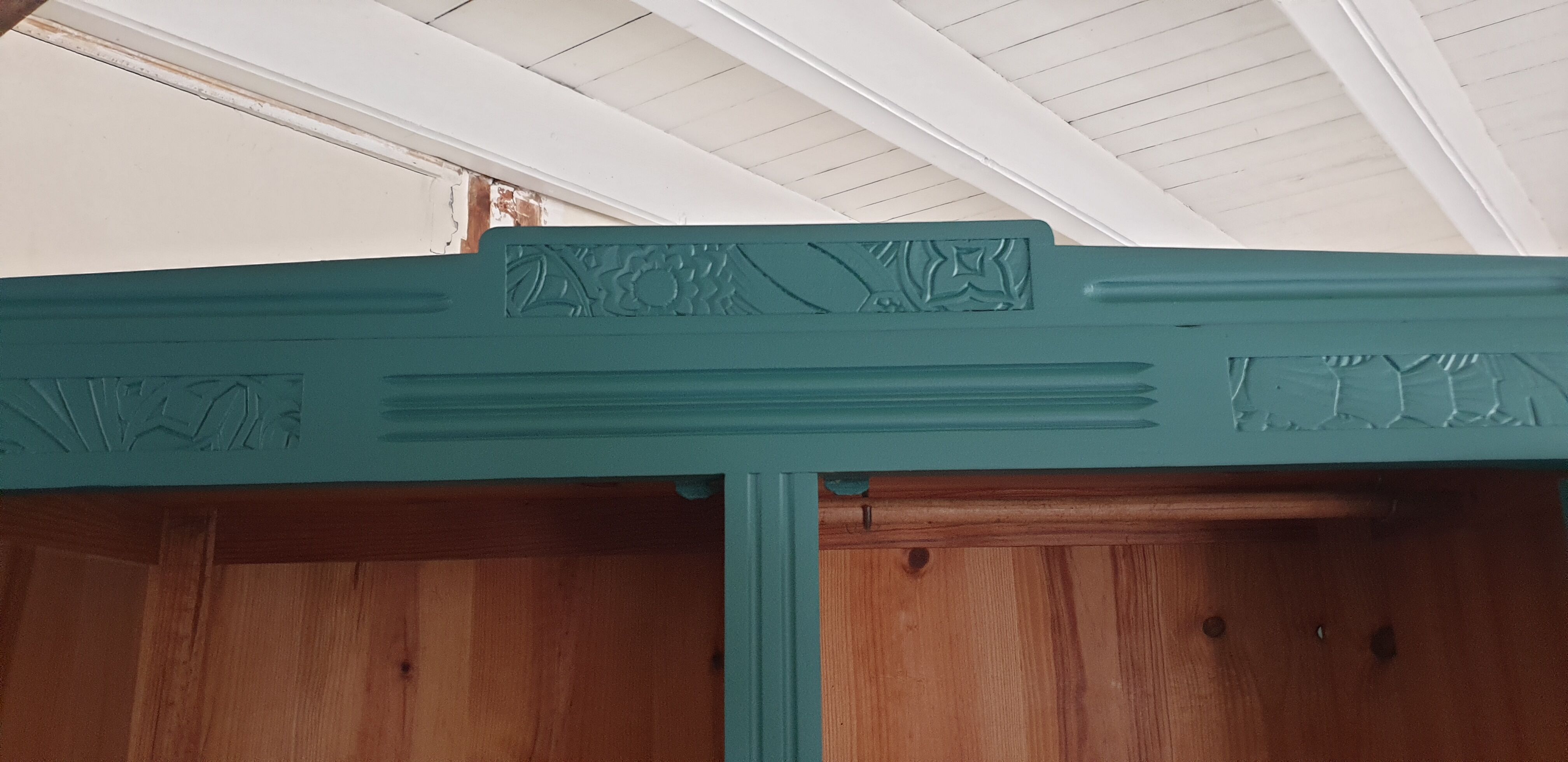 Parisian wardrobe in solid wood