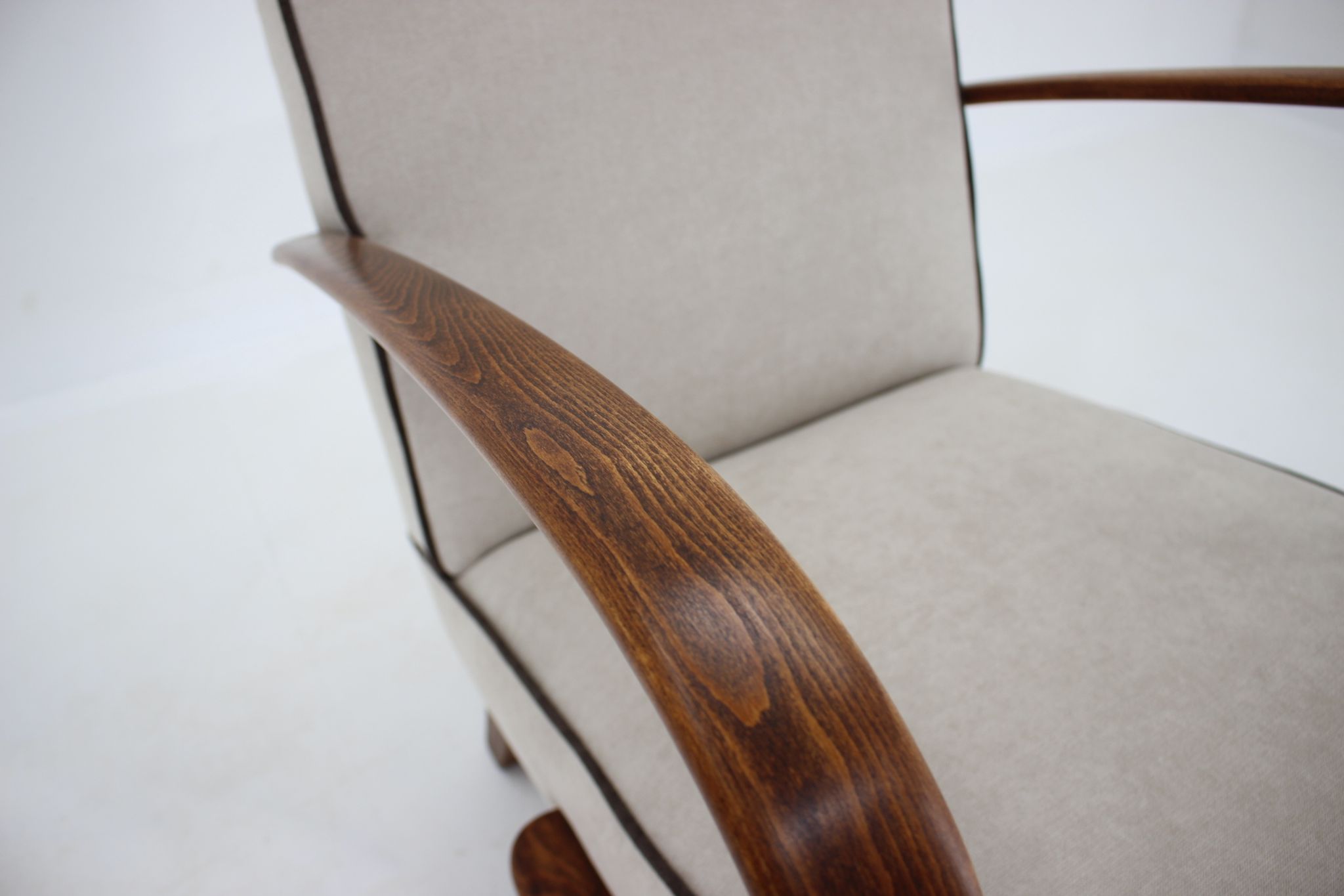 Fauteuil Jindrich Halabala des années 1950, Tchécoslovaquie