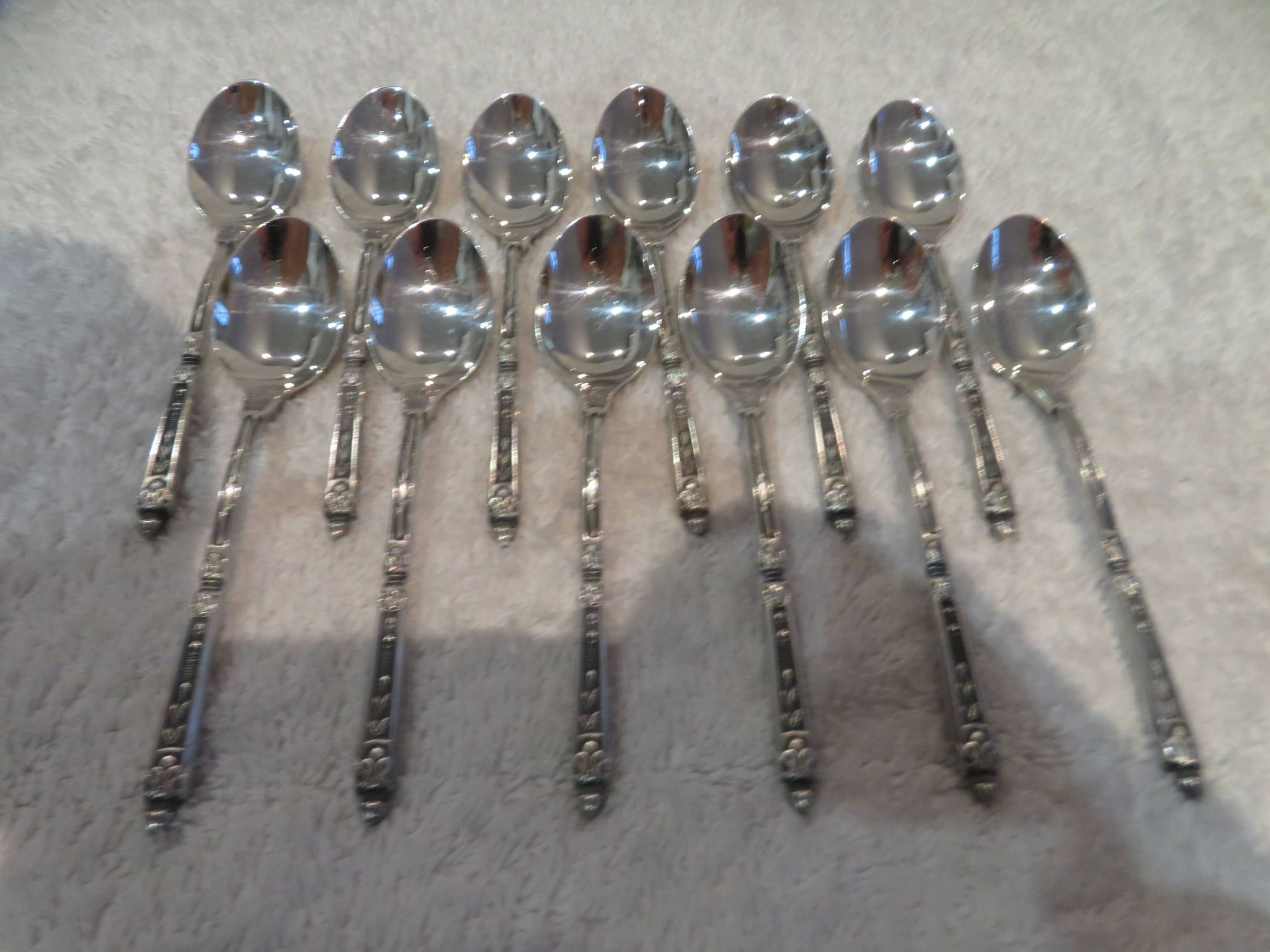 12 cuillères à moka métal argenté orfèvre Manulor manche à la russe 10,6cm