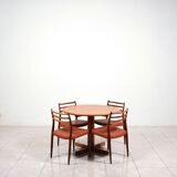 Round dining table by Tarm OG Stole Mobelfabrik in solid teak