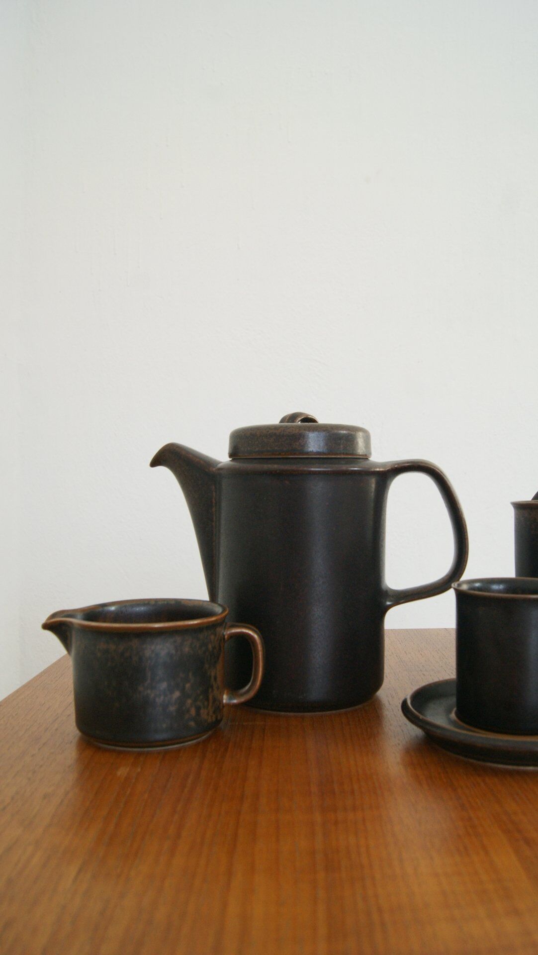 Mid-Century Tableware Set by Ulla Procope for Arabia, Finland, 1960s, Set of 8