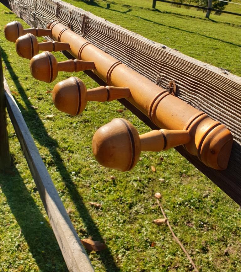 Wall coat rack with 5 hooks 1900