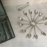 12 teaspoons silver metal