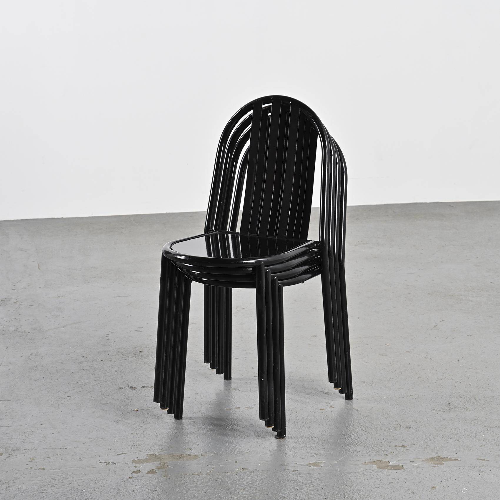 Suite de 4 chaises Modèle 222 par Robert Mallet-Stevens
