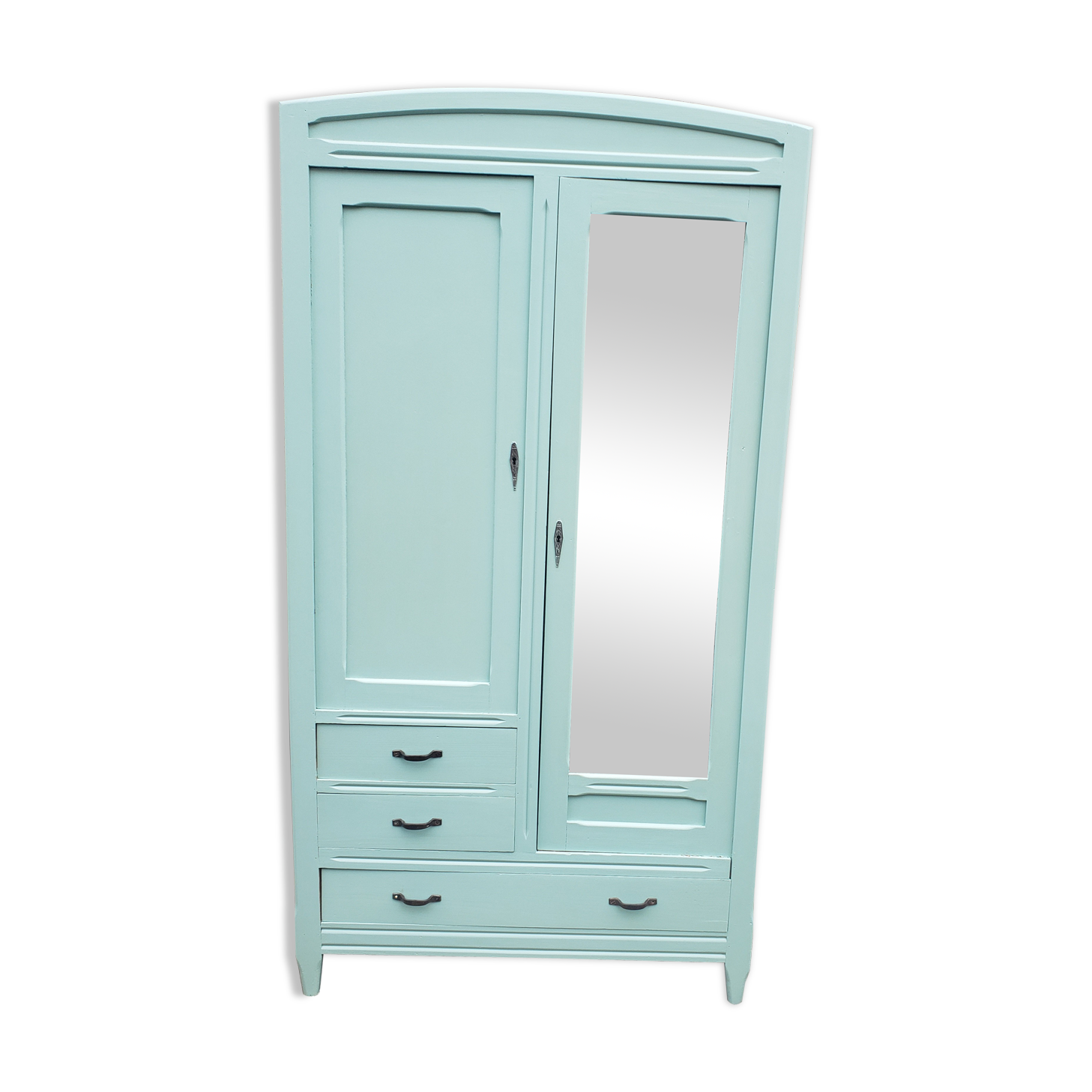Mint green parisian dresser
