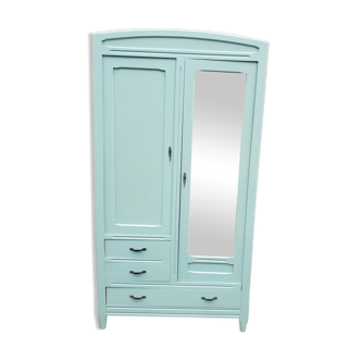 Armoire parisienne vert mint
