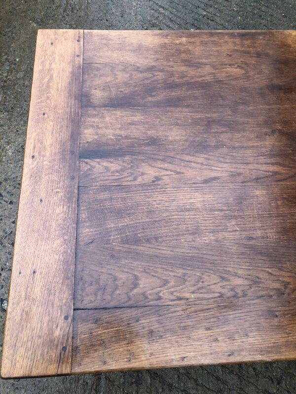 Table de ferme avec barre à chat en chêne massif a 1 tiroir