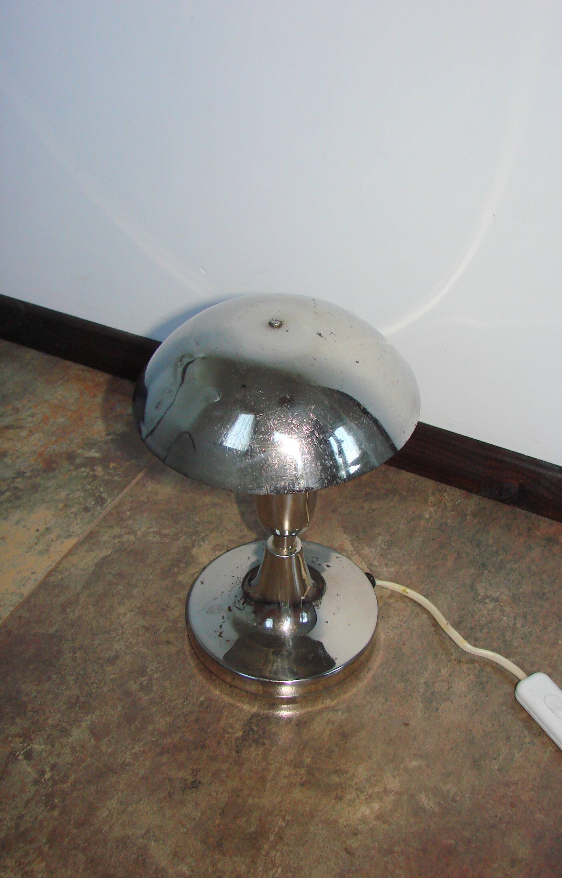 A Polish ‘mushroom’ table lamp from the 1960s.