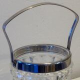 Ice bucket spikes diamond