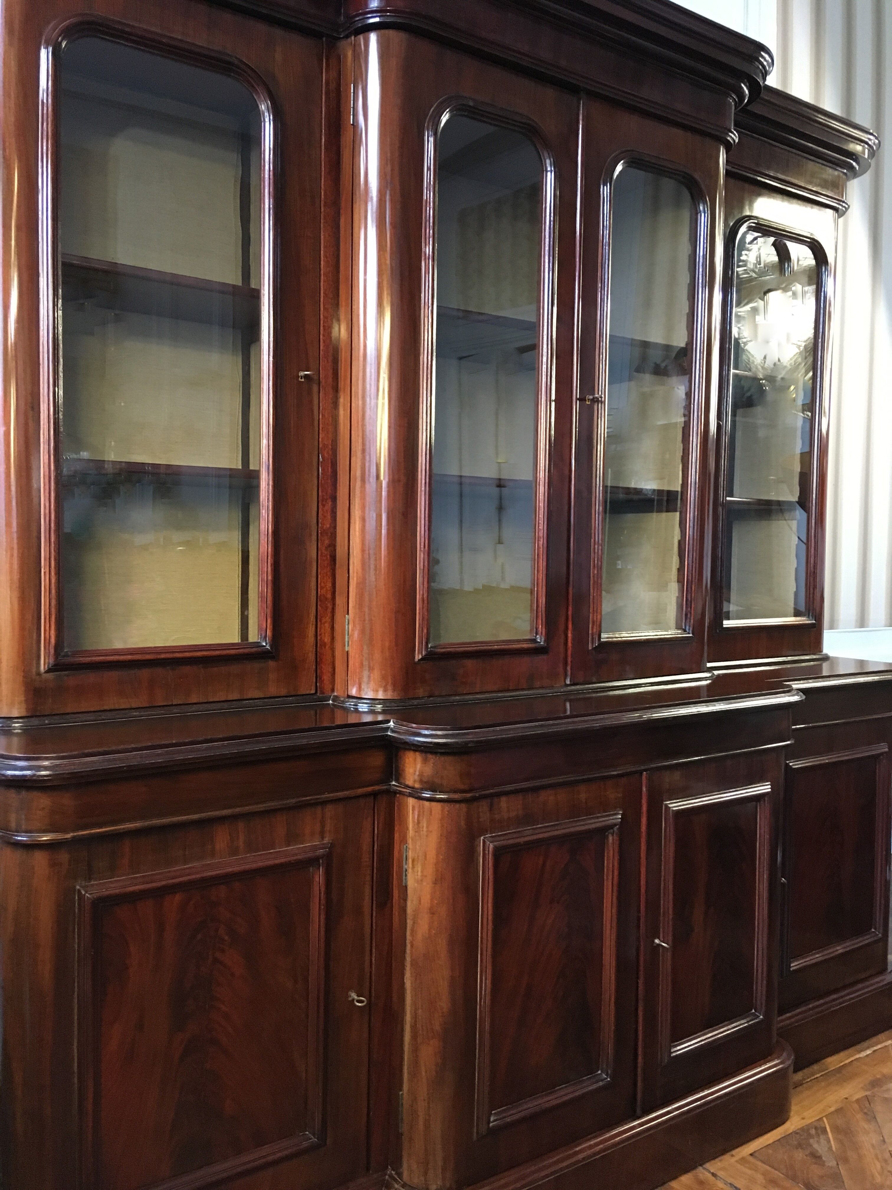 Stamped Victorian bookcase Wylie & Lochhead mahogany end XIX