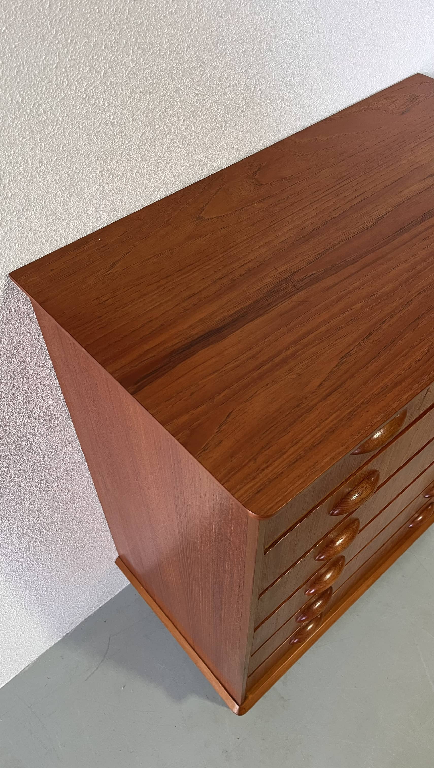 Commode danoise en teck