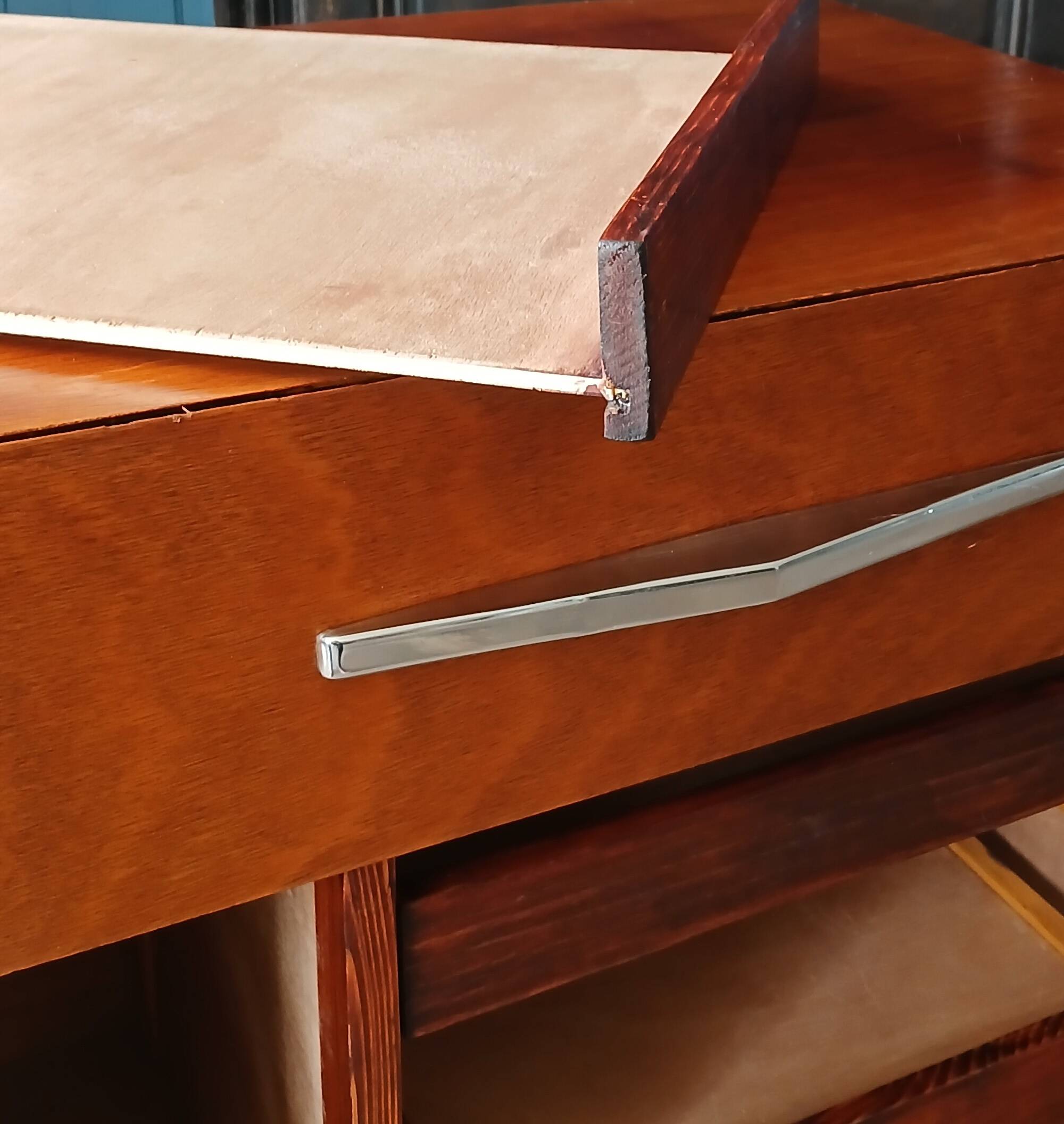 Meuble à dessin, caisson de bureau années 50