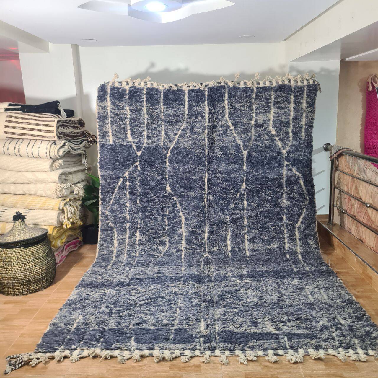 Handmade Moroccan Berber rug 300 x 200 cm