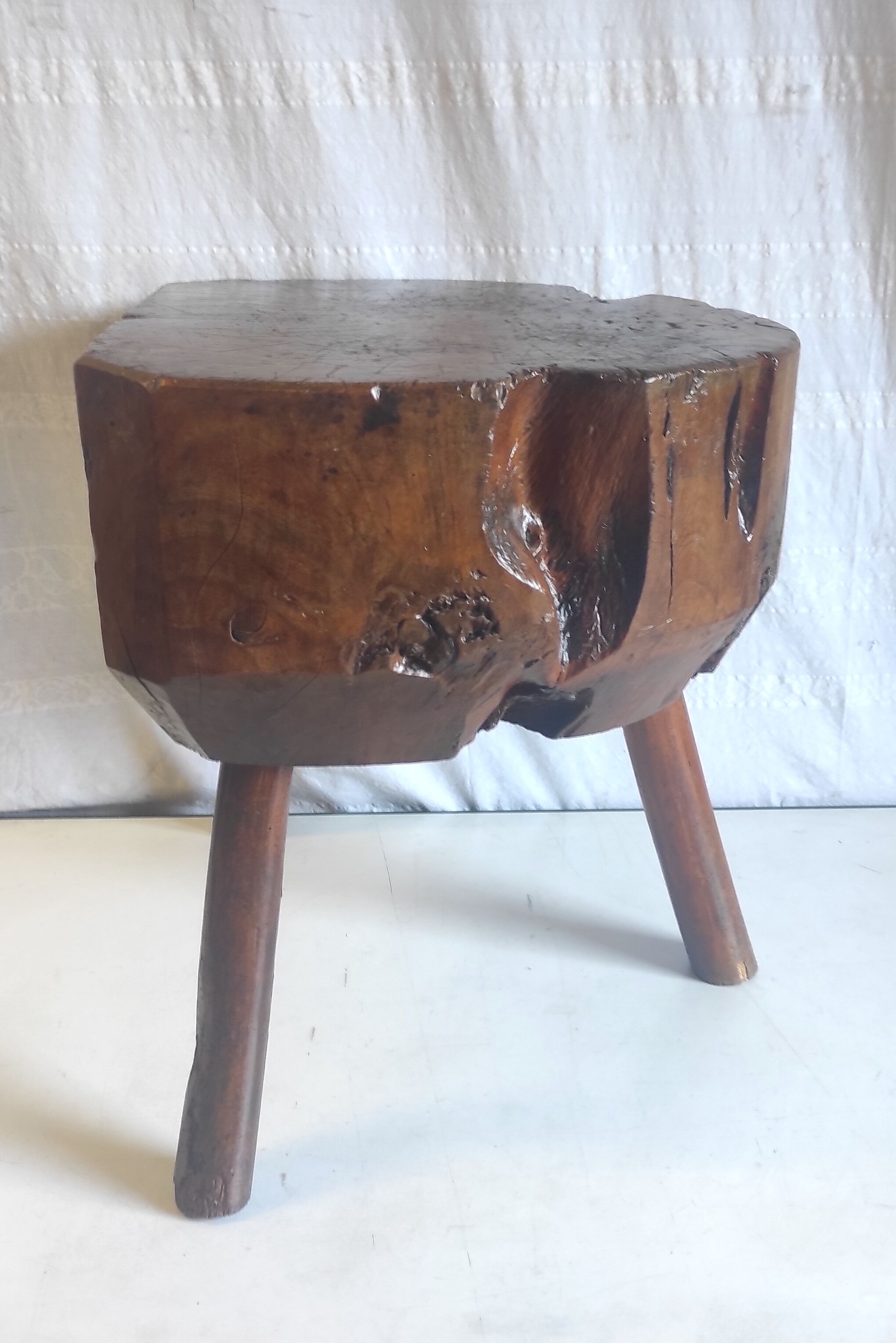 Brutalist solid oak side table – 40s/50s