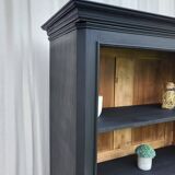 Bookcase / Shelf