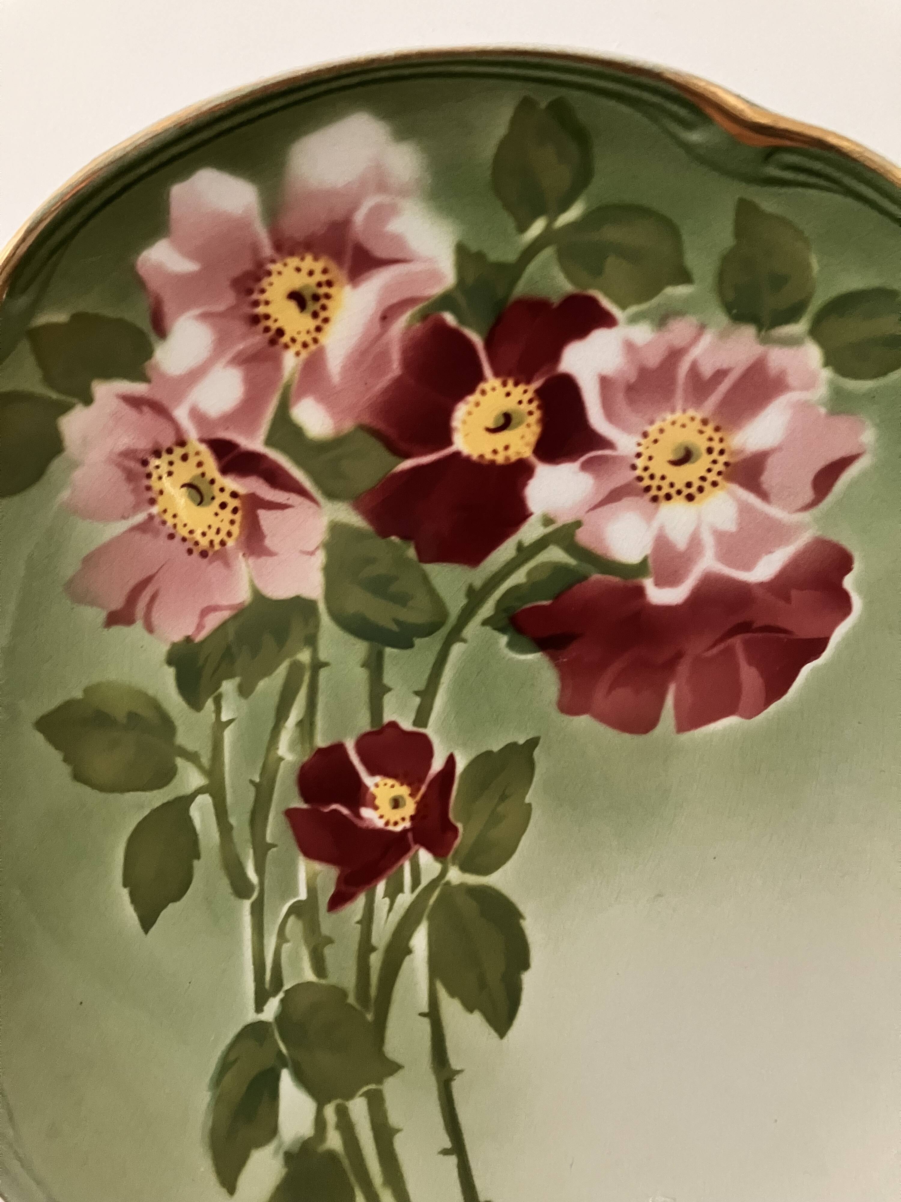 Faience bouquet plate, thoughts