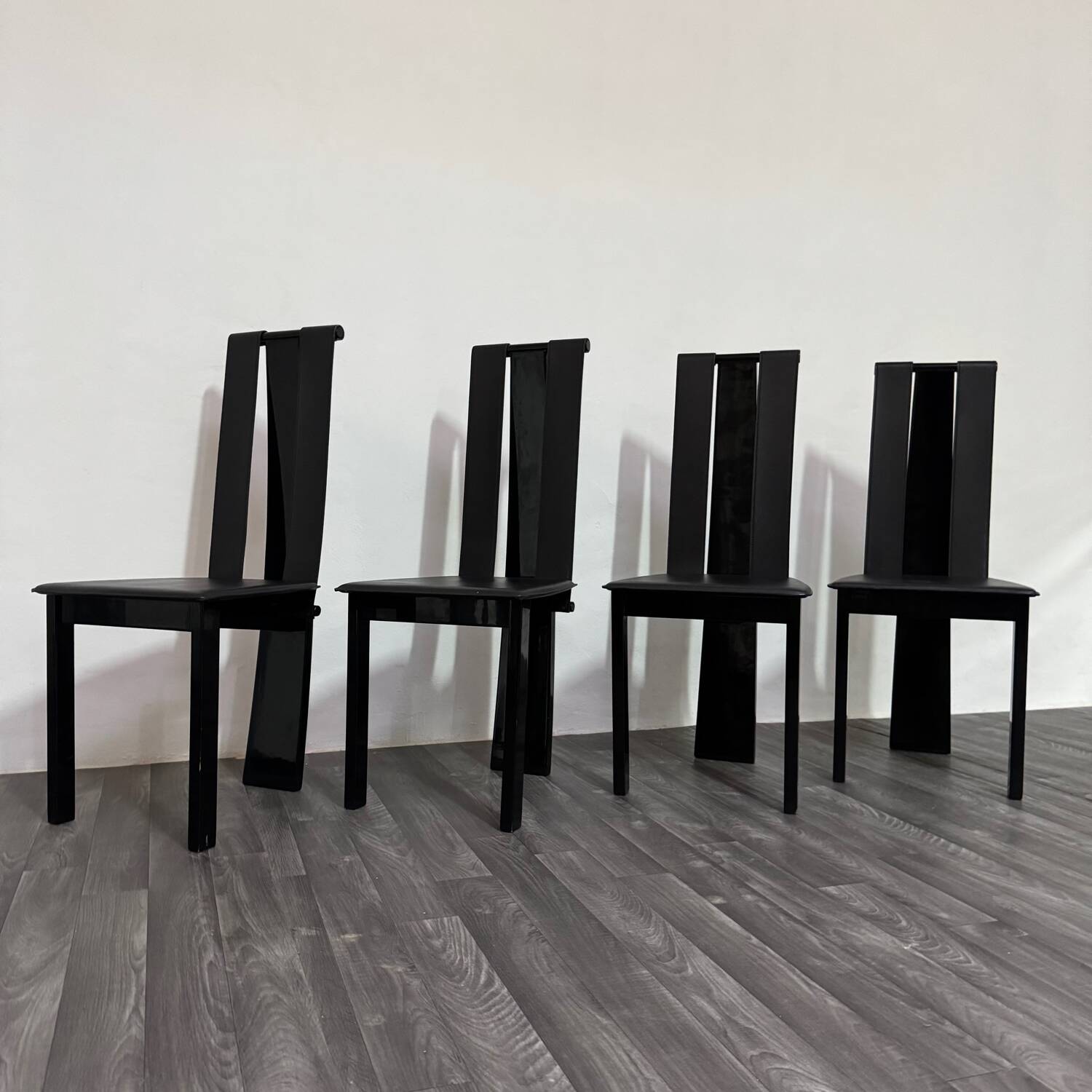 Set 4 Sedie Da Pranzo Postmoderne Design Anni ‘80 Modernariato