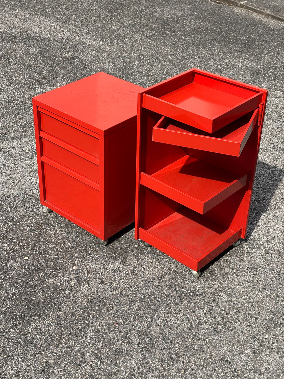 Prisunic 1970 metal trolley and box