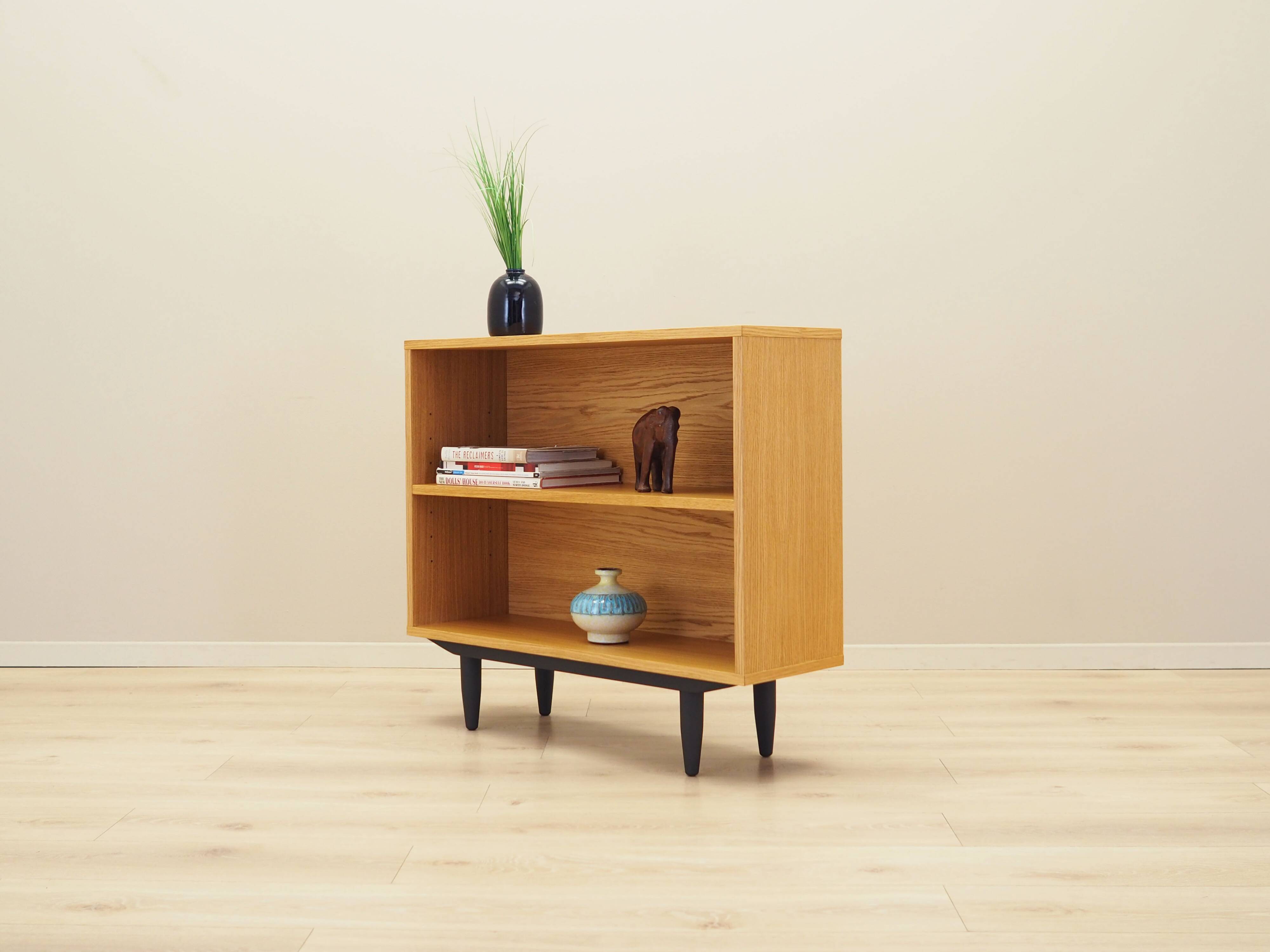 Oak bookcase, Danish design, 1990s, production: Denmark