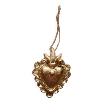 Decorative golden ceramic heart