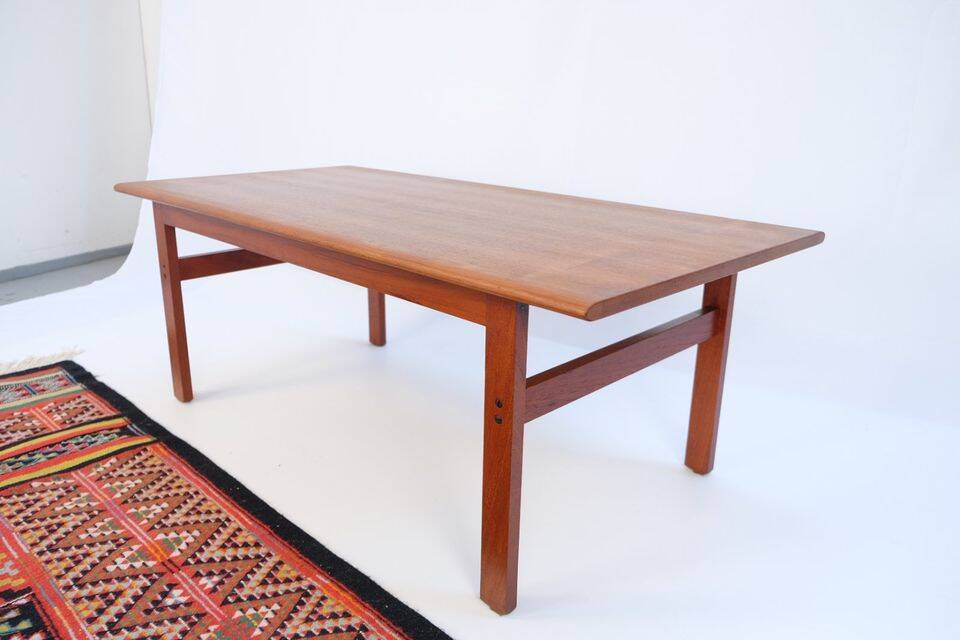 Table basse vintage Wikkelsø Eilersen teck années 60 70