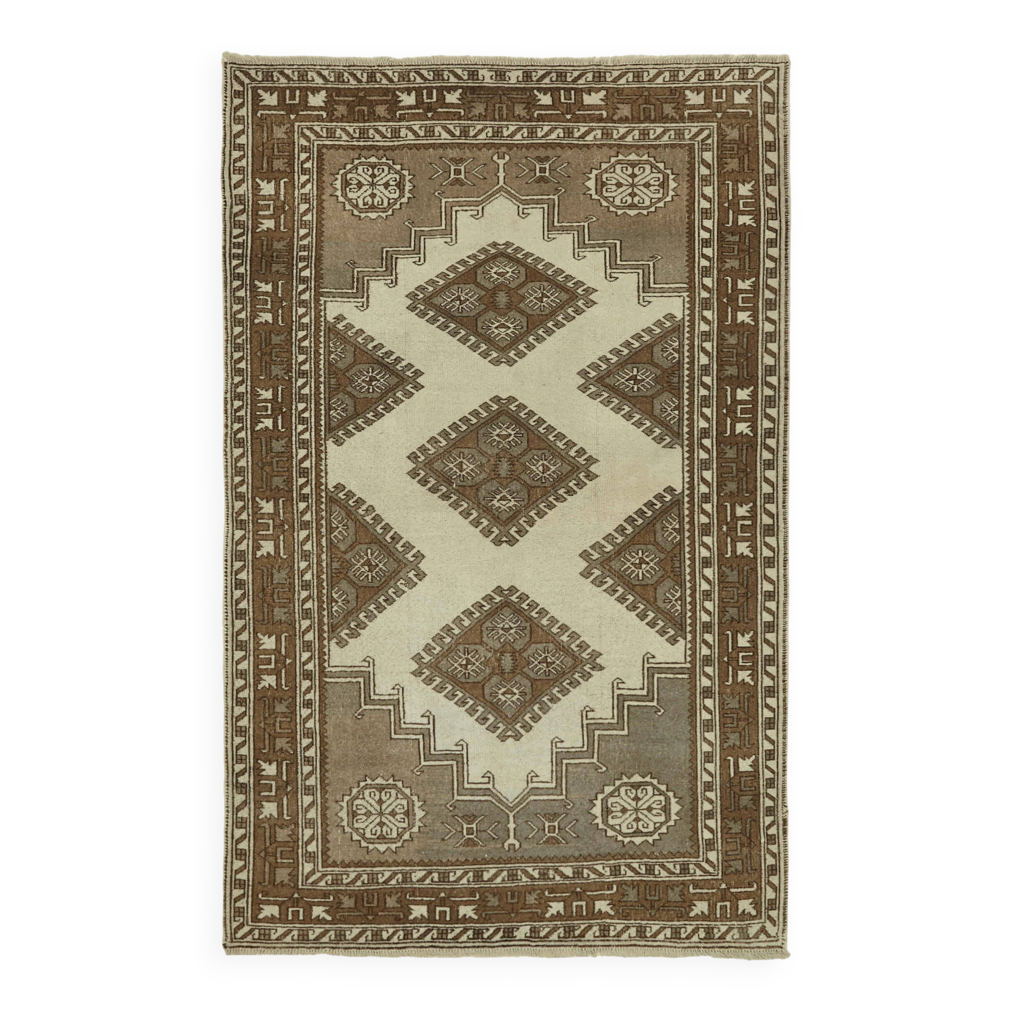 Turkish Vintage Anatolian Rug 140 cm x 214 cm