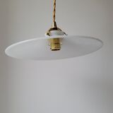 White opaline suspension