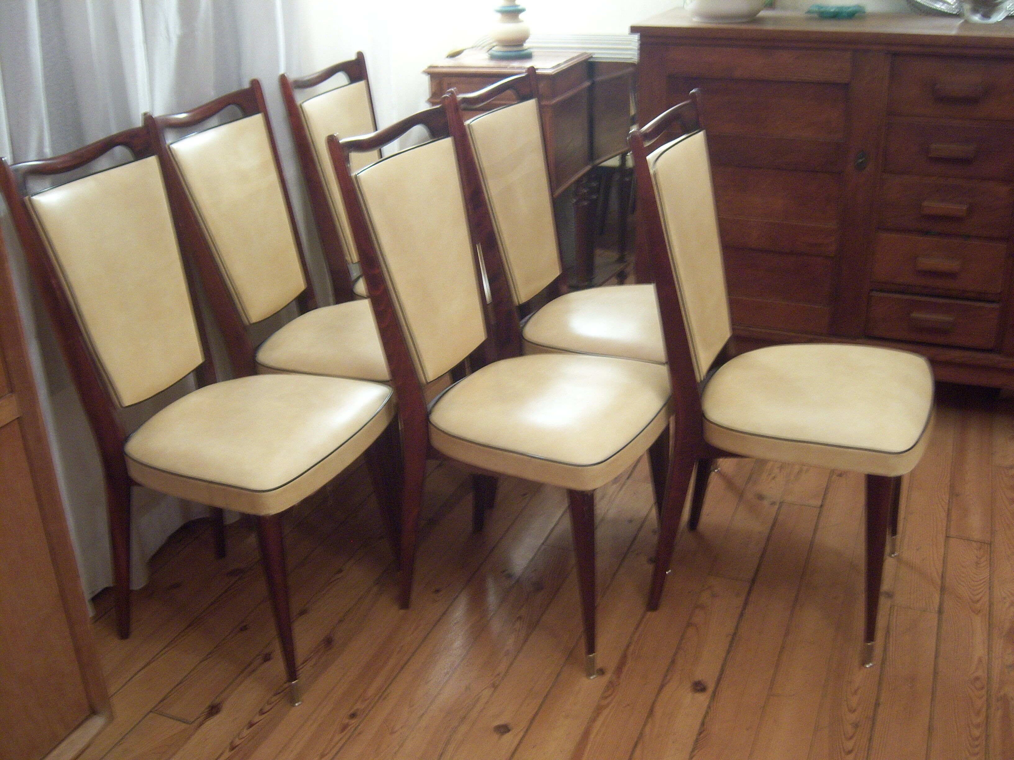 Set of 6 chairs