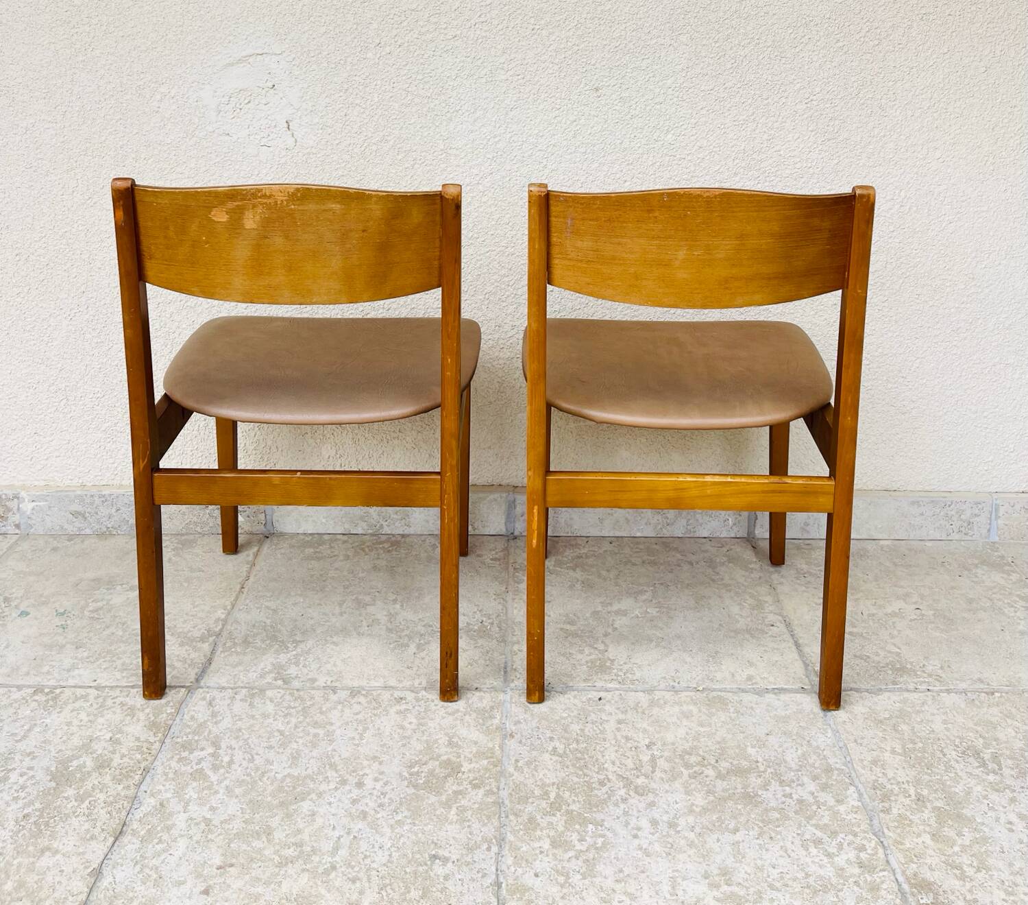 2 vintage chairs from the 1960s