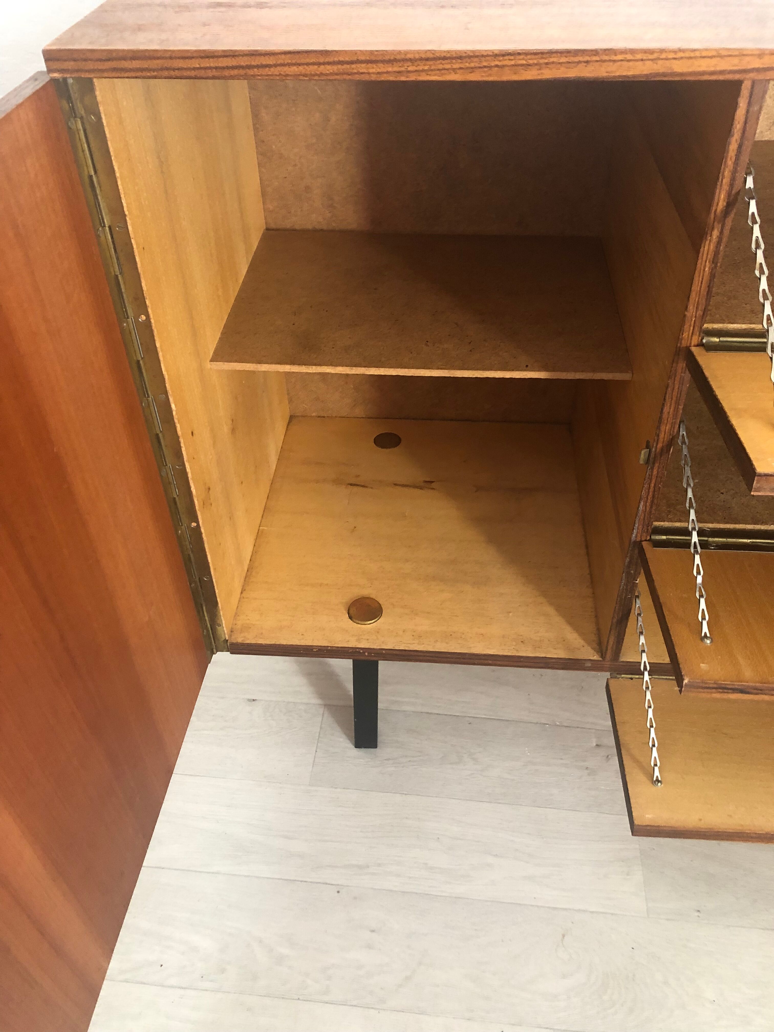Enfilade wood doors with vintage valves 60s/70s