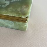 Cigarette box and ashtray in green onyx