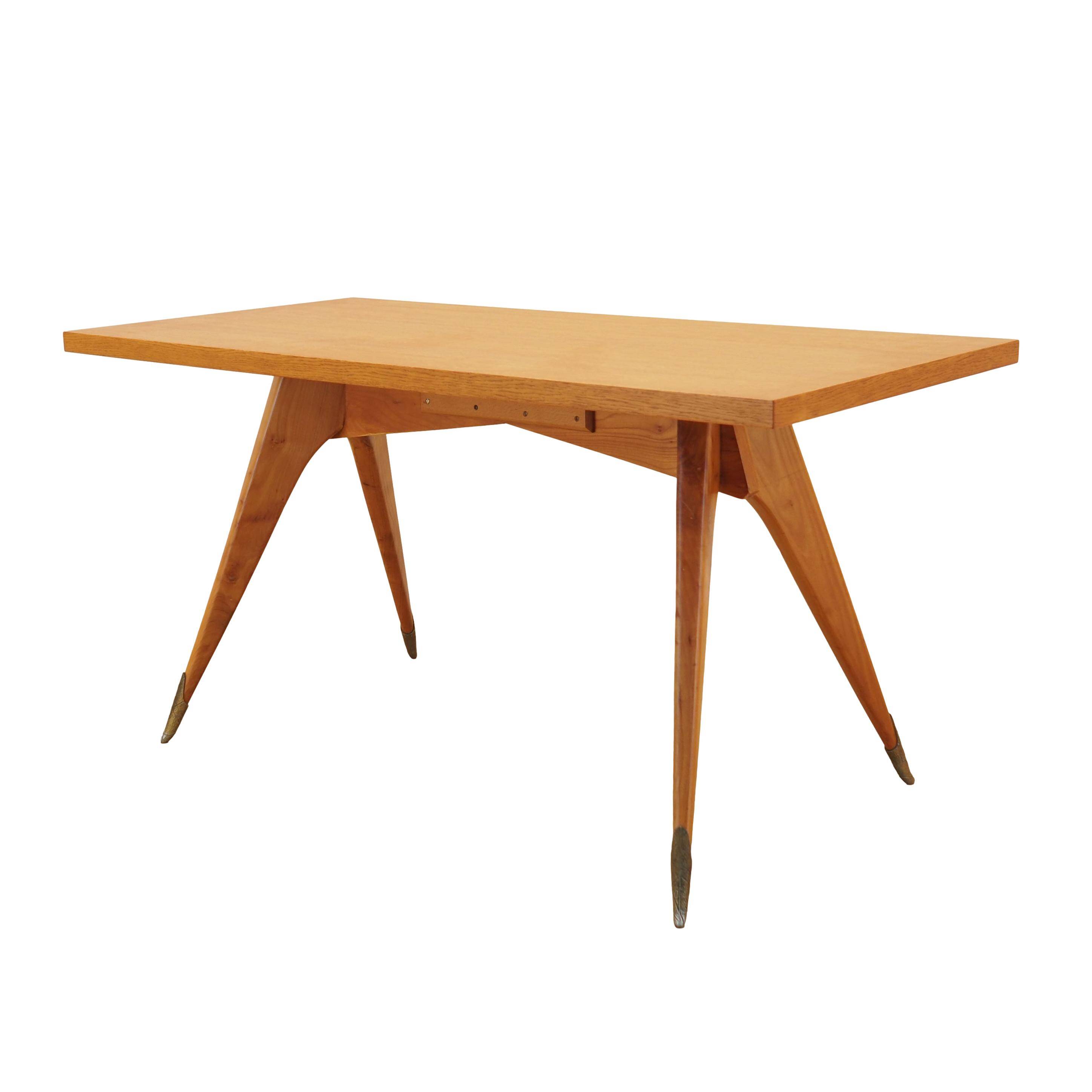 Oak desk, Italian design, 1970s, manufactured in Italy