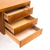 Teak desk Omann Jun, model 77, Denmark, 1960s. After restoration.
