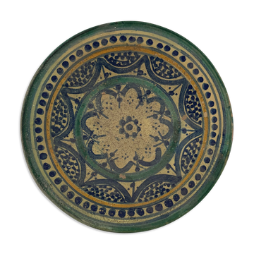 Tunisia ceramic flat glaze cream not very dense diameter 23 cm XVII or XVIII