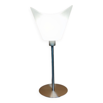 Tulip lamp