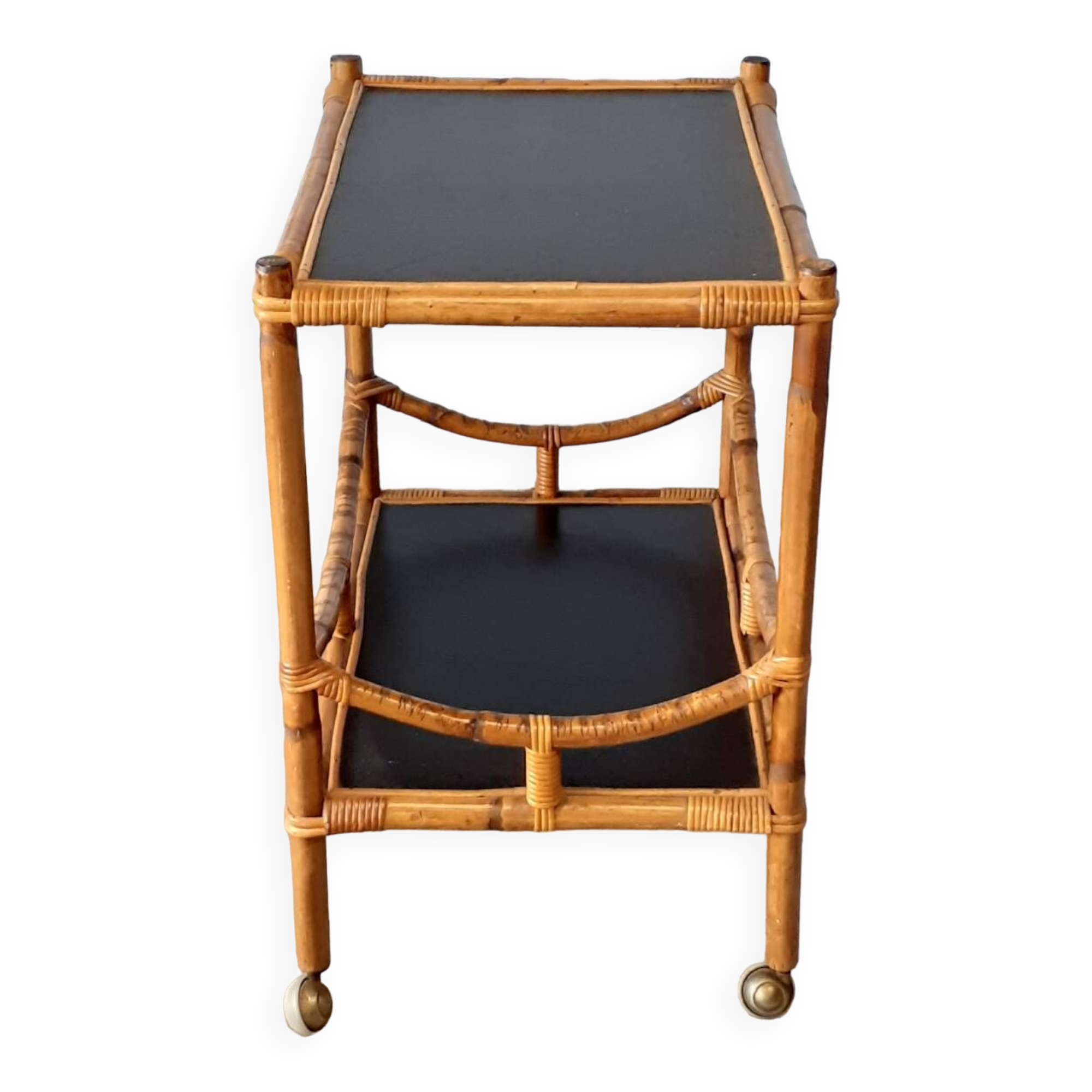 Bamboo rolling table.