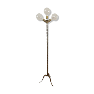 Bronze lamppost