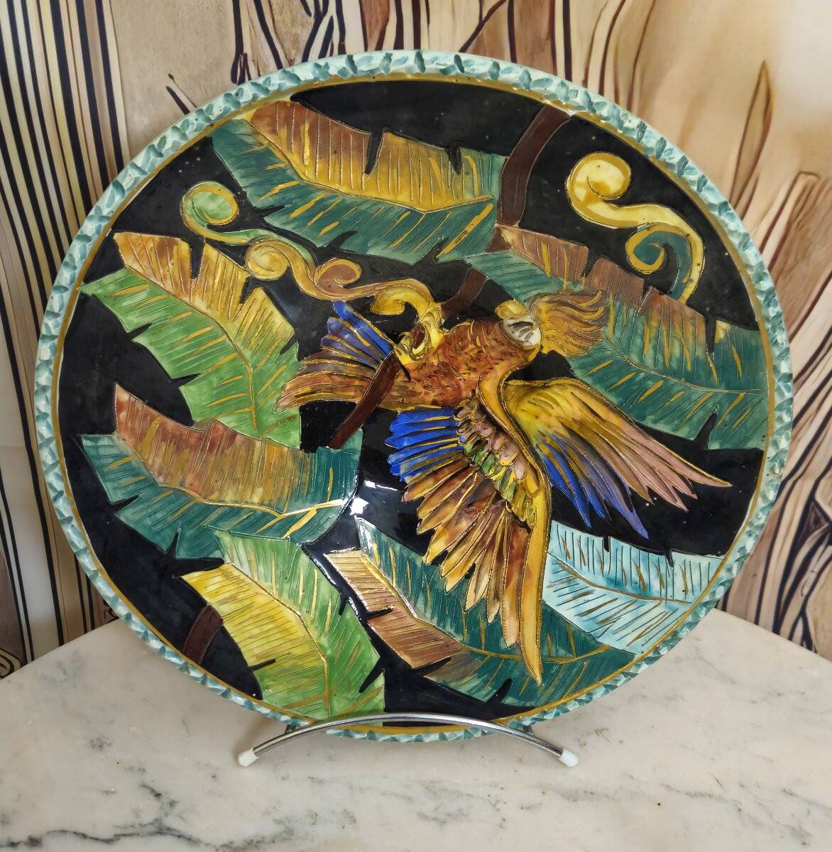 Large Vallauris dish in polychrome ceramic – parrot decoration – signed