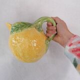 Carafe barbotine en forme de citron