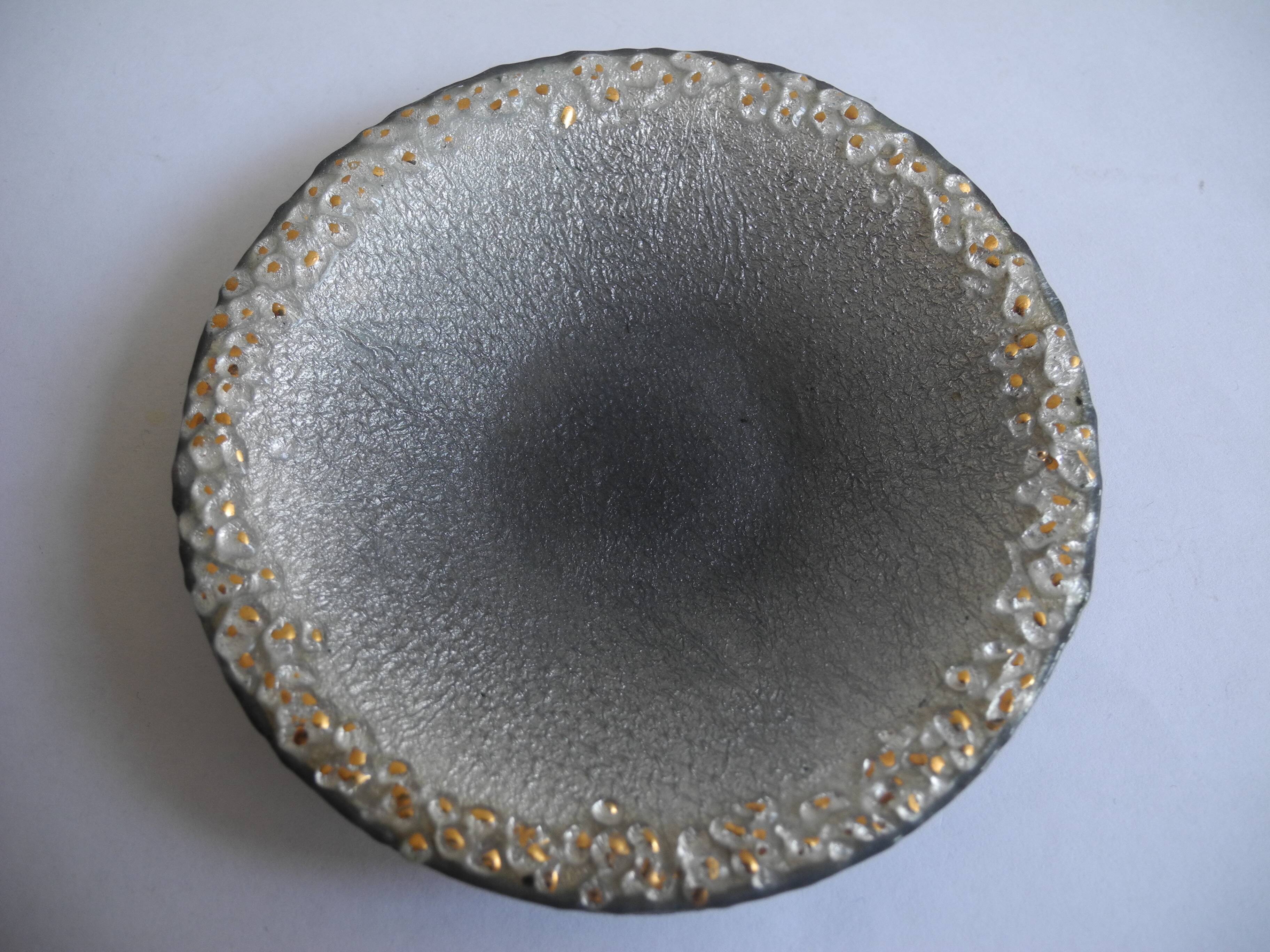 Petite coupelle émaux Limoges M.Bétourné vintage enameled pin tray 60s