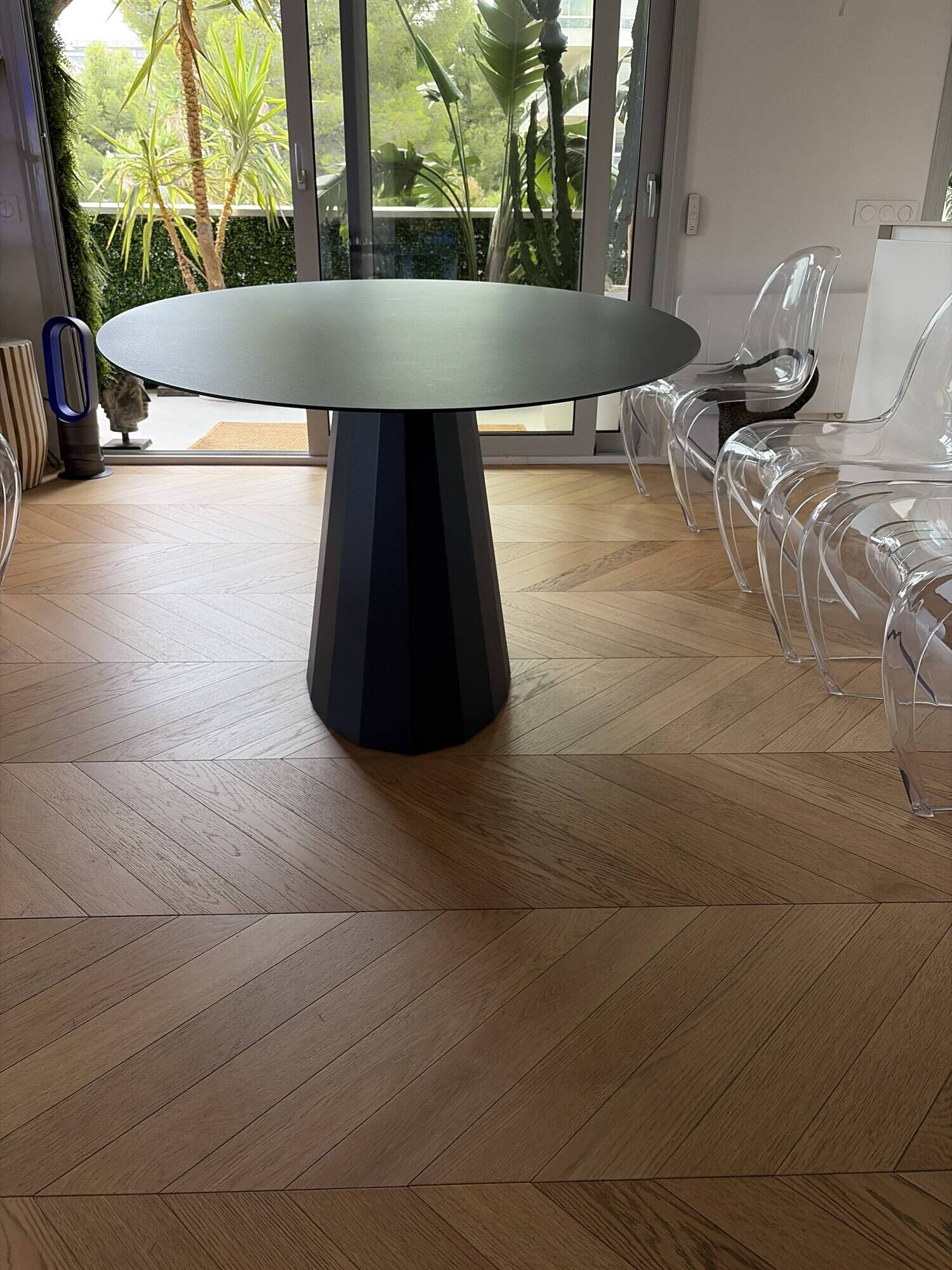Ankara table by Matière Grise