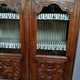 Louis XV style bookcase in walnut circa 1850-1880