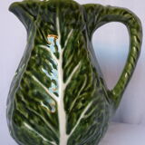 Pitcher dabbling cabbage leaf