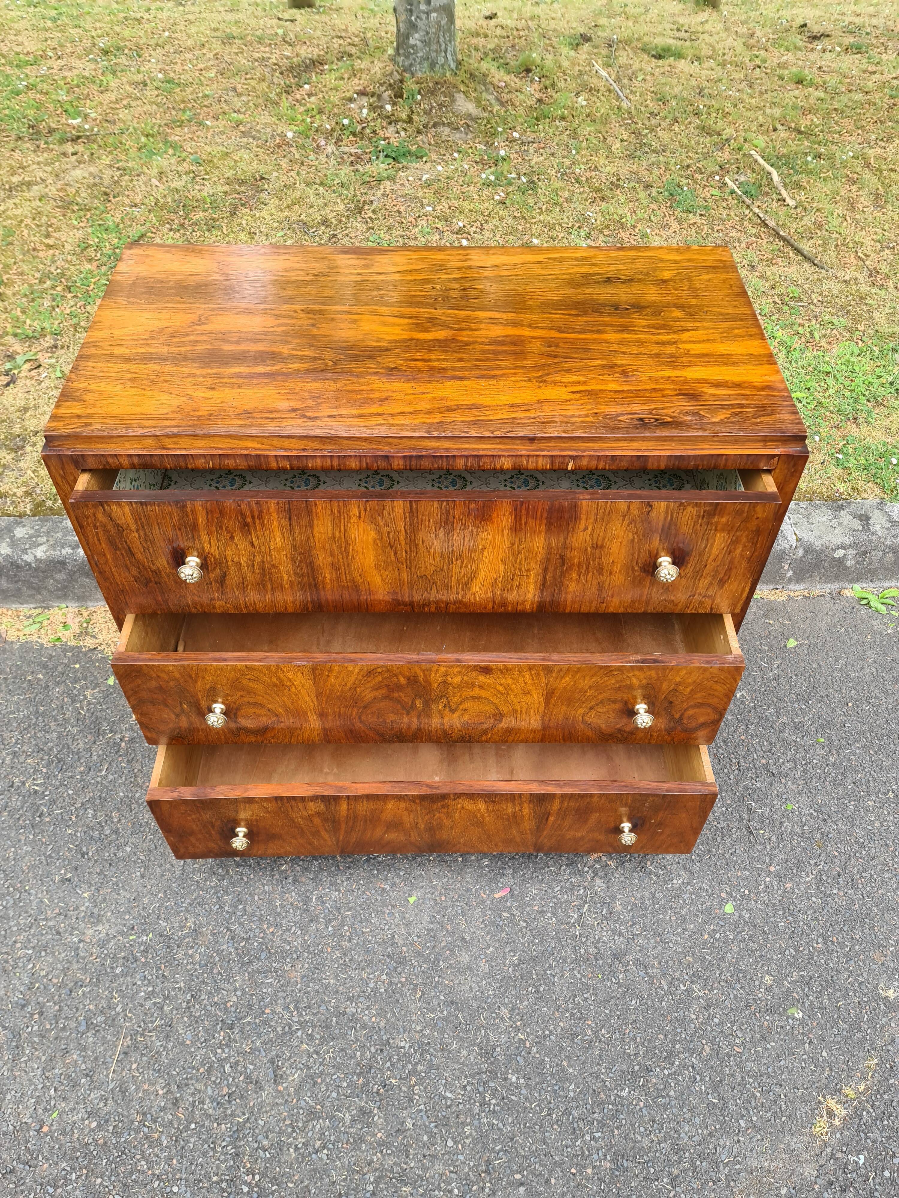 Vintage dresser 1950 Art Deco walnut magnifying glass