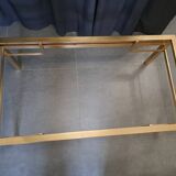 Table basse Guy Lefevre en laiton et verre