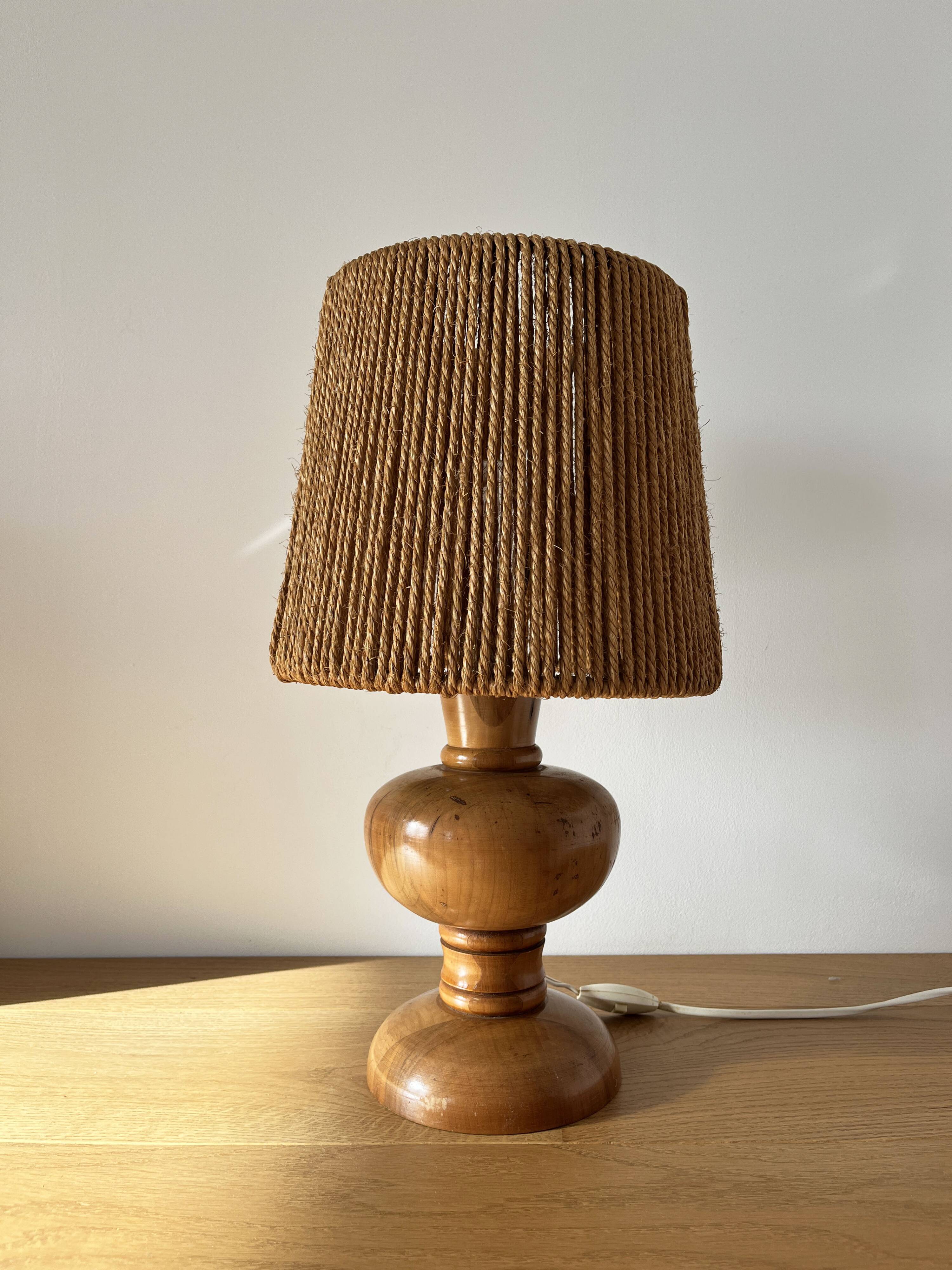 Vintage 1960 turned wood elm lamp