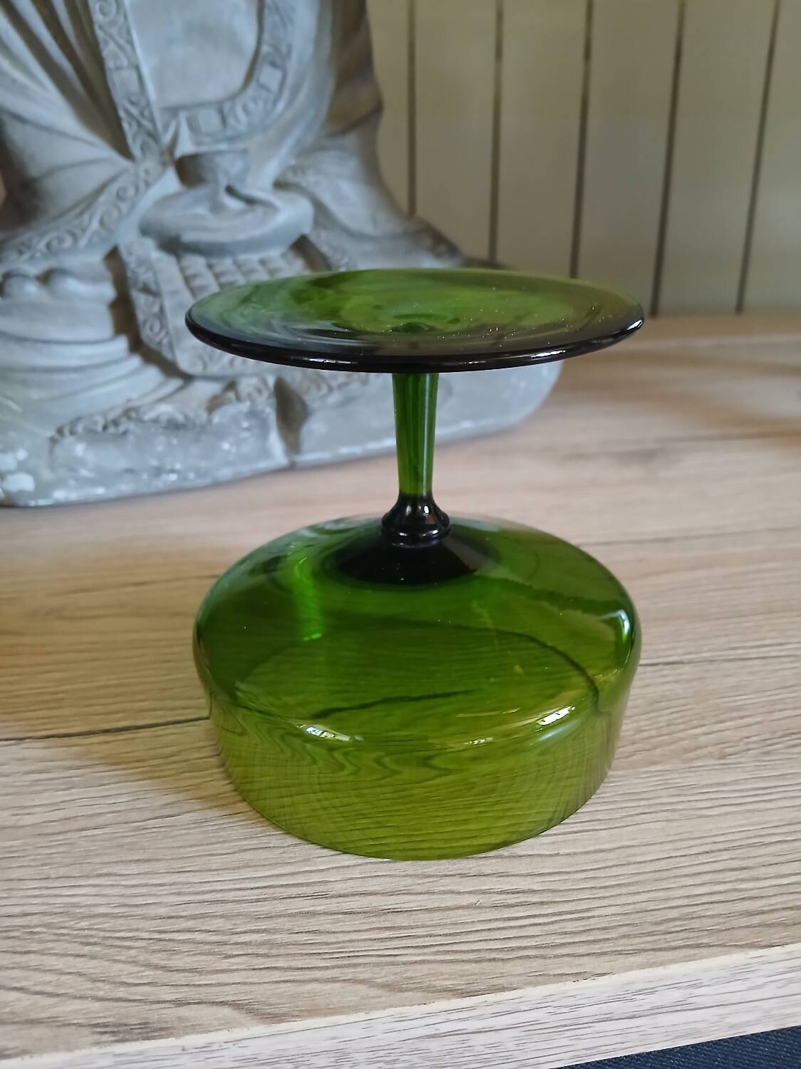 5 antique green champagne coupes
